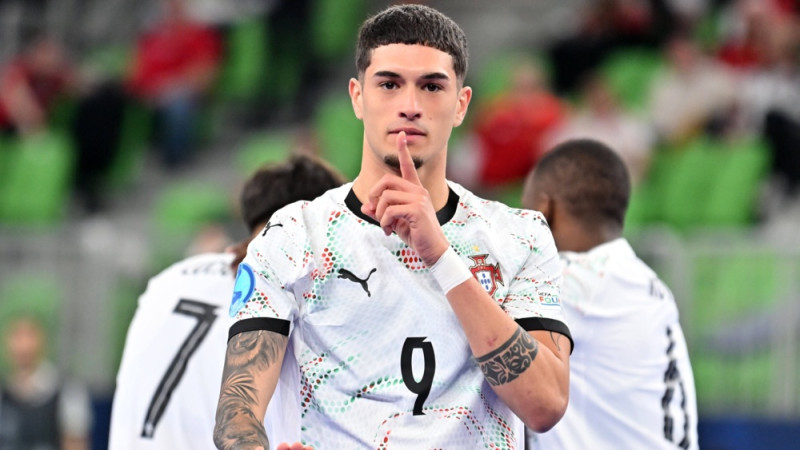 Portugāle izvirzās vadībā jau 23. sekundē, itāļiem pirmā uzvara