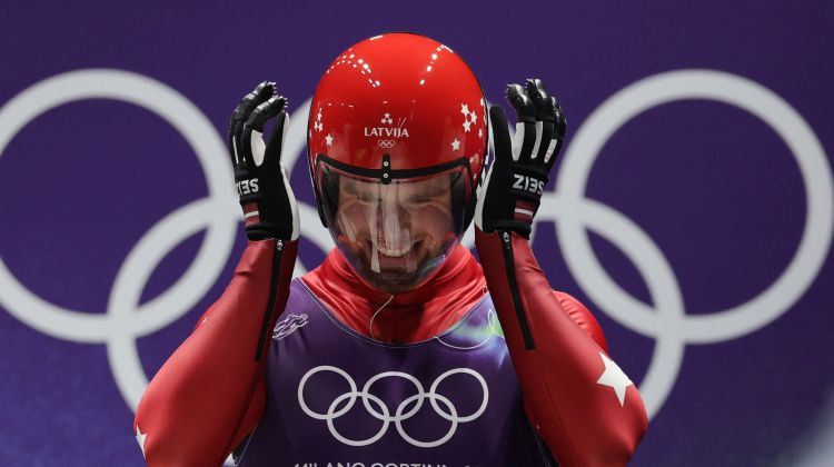 Kamaniņu braucējs Aparjods izcīna ceturto vietu olimpiskajās spēlēs