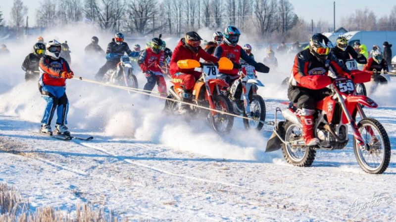 Šodien uz Alūksnes ezera - skijoringa sacensības