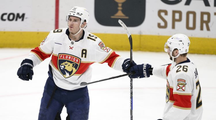 Metjū Tkačaks par saviem komandas biedriem Balinski un Vilmani: "Viņi ir lepni pārstāvēt Latviju"