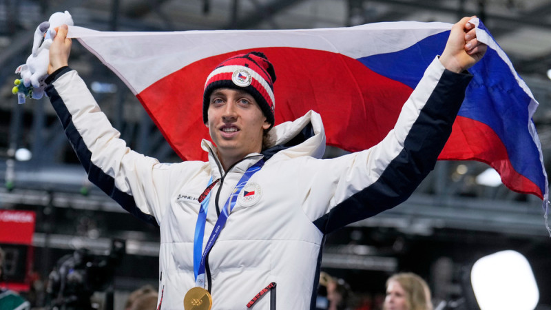 Čehu spīdeklis Jileks dominē 10 000 metros, Bergsma 40 gados tiek pie bronzas