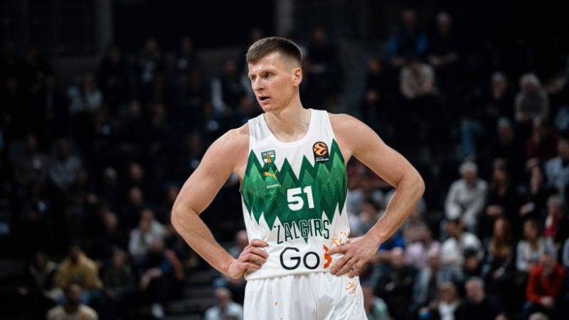 Kauņas ''Žalgiris'' traumas dēļ sešas nedēļas būs jāiztiek bez aizsardzības speciālista