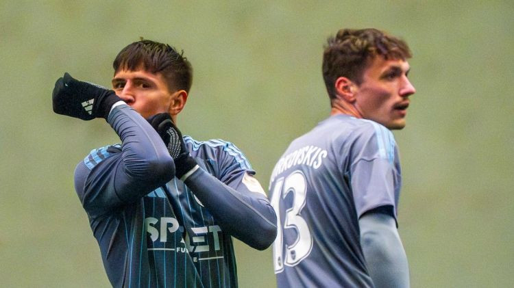 Latvijas čempione "Riga" Igaunijas svētkos Tallinā iegūst vēl vienu trofeju