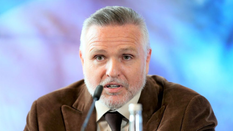 Fjūriju ģimene atriebības meklējumos – Usika nākamo pretinieku trenēs Taisona onkulis