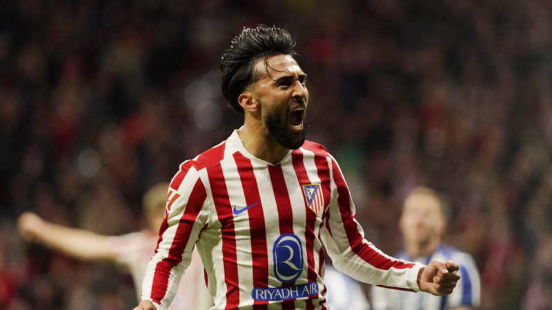 Karaļa kausa fināla mēģinājumā "Atletico" izcīna smagu uzvaru pret "Sociedad"