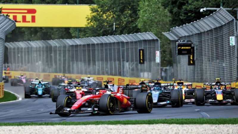 Hamiltons uzskata, ka šosezon ir cerība cīnīties ar "Mercedes" par titulu