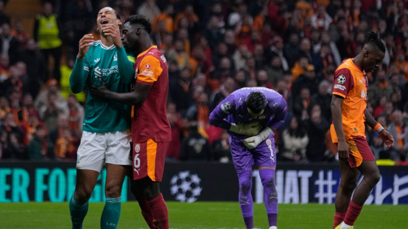 "Galatasaray" arī otro reizi šosezon tiek galā ar Liverpūli