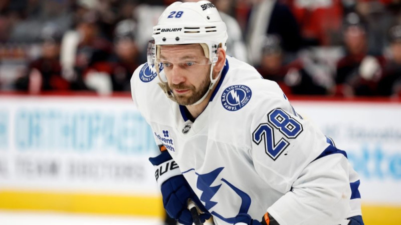 Girgensons pret bijušo klubu turpina cīņu par uzvaru divīzijā