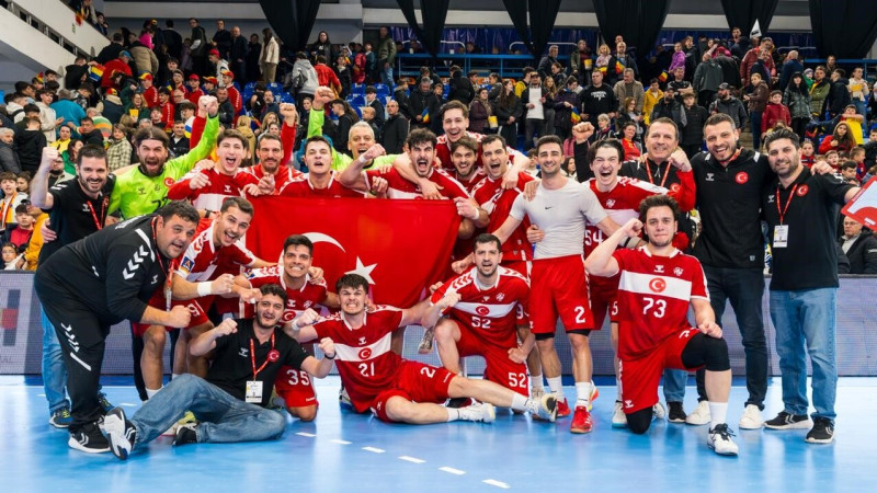 Turkiem sensacionāla uzvara atlasē PČ, Uščinam divi panākumi pār Ēģipti