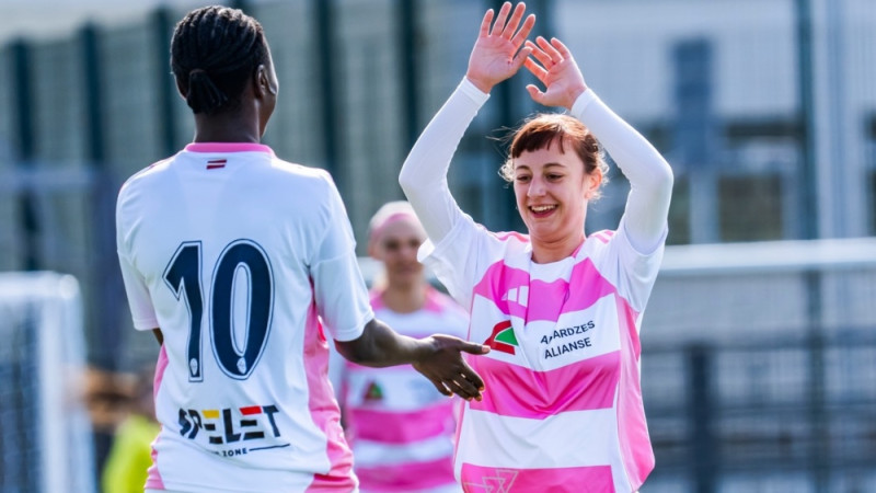 "Riga" futbolistēm pārliecinoša uzvara arī sezonas trešajā spēlē