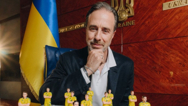 Ukrainas futbola izlasi pirmo reizi vadīs ārzemju speciālists