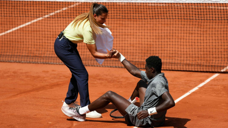 "French Open" tenisistam uzlikts naudas sods par izteikumiem pret sievieti