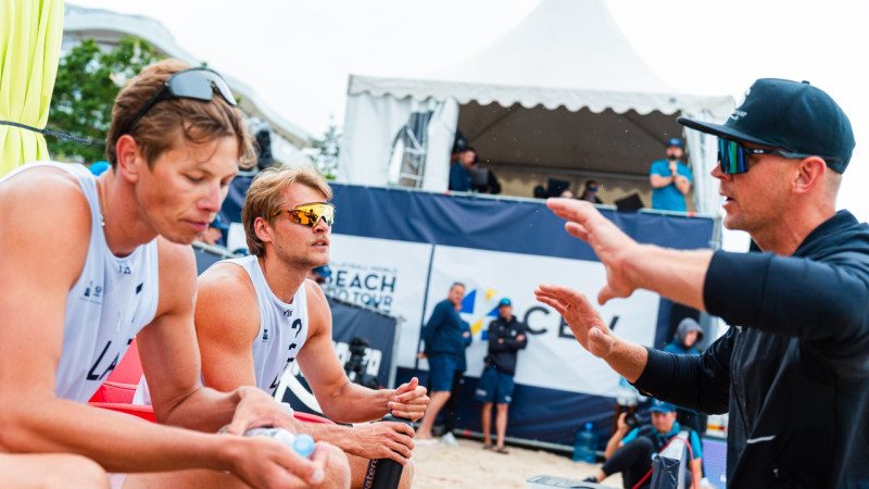 Šmēdiņa vadībā Rinkevičs/Bedrītis izrauj uzvaru, nodrošinot latviešu "Beach Pro" finālu