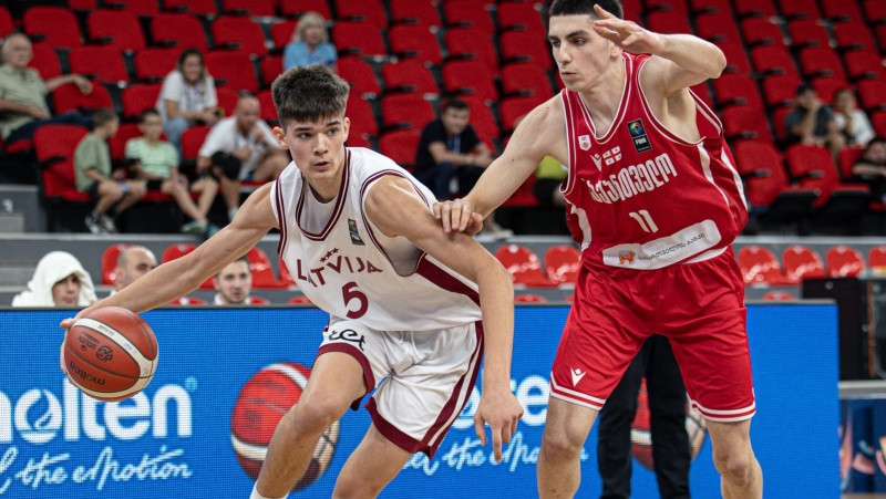 U16 izlases kandidātos iekļauti trīs pagājušā gada spēlētāji: Jahovičs, Beruē, Vilcāns