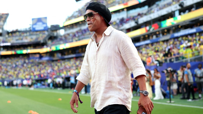Leģendārais Ronaldinju 46 gadu vecumā atgriežas futbolā un pievienojas Itālijas C sērijas klubam
