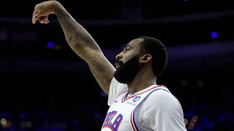 Čempione "Knicks" Mičela aizstājēju atrod Filadelfijā