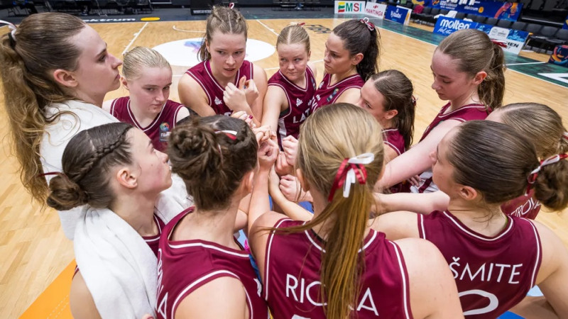 Labāk te un tagad: U20 meitenes sāks izslēgšanas spēles