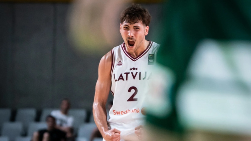 Latvijas U20 basketbolisti pirmo uzvaru meklēs duelī pret Poliju