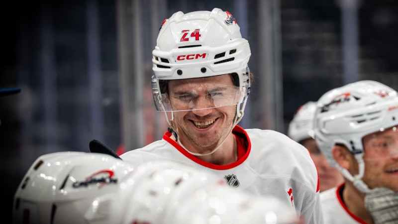 40,5 miljonu līgums – labs iemesls, lai nedotos uz NHL arbitrāžas sēdi