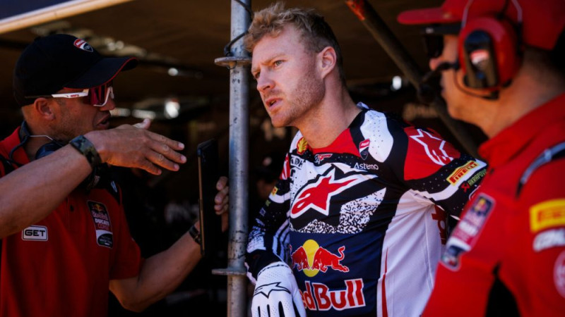 Vlānderens pametīs "Ducati" un MXGP karjeru turpinās "SR Honda" rindās