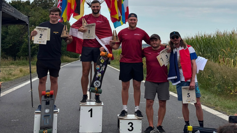 Latviešiem lieliski panākumi Eiropas čempionātā skeitborda slalomā