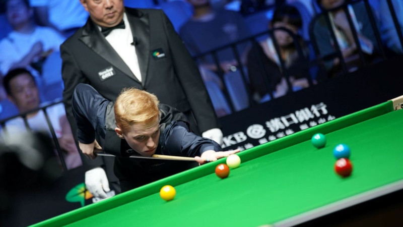 Žižins kļūdām bagātā spēlē izcīna ceļazīmi "British Open" ceturtajā kārtā